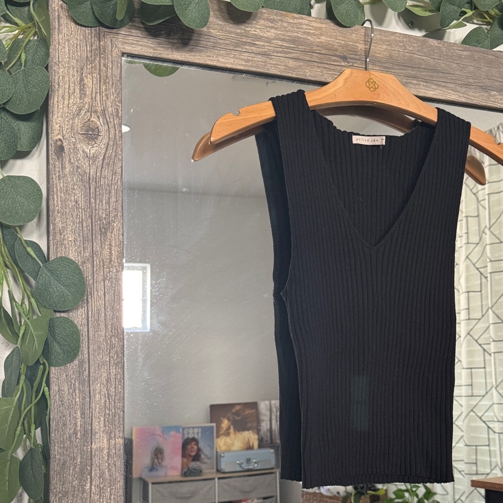 Black Ribbed V-Neck Tank Top